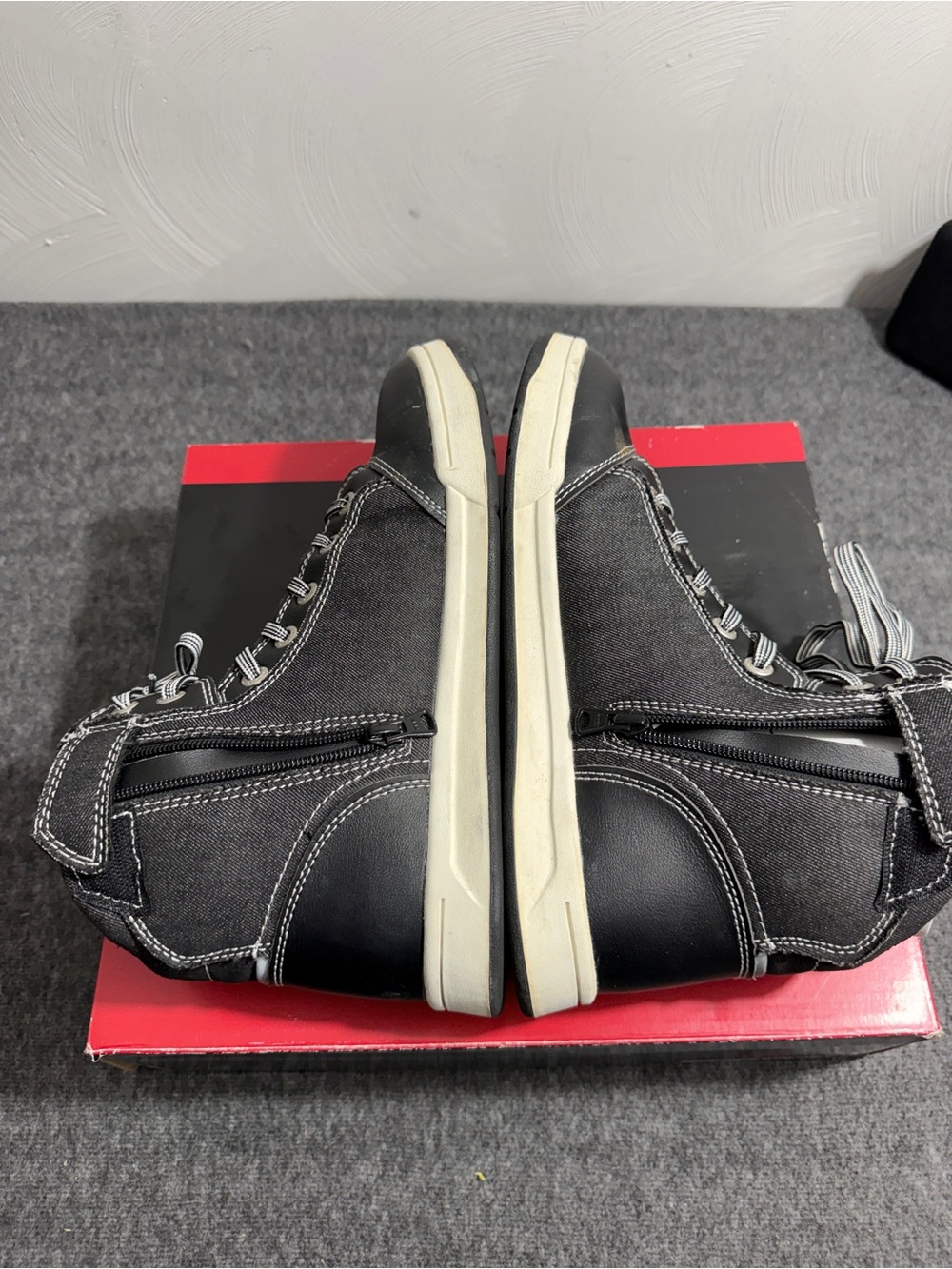 SCOYCO Motorcycle Riding Shoes size 10 - Picture 3 of 8